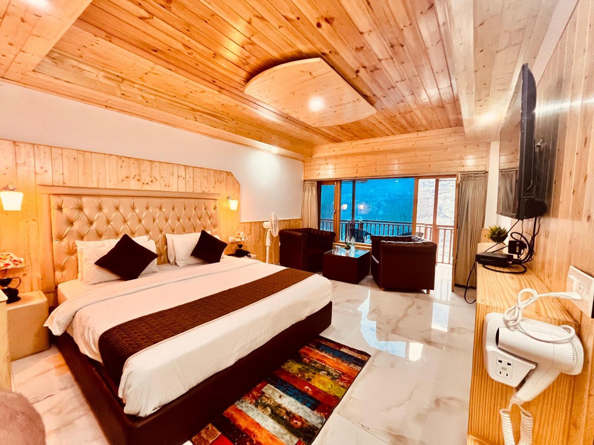 Himalayan Hill Queen Resort, Manali M98160-43400 Manāli Exterior foto