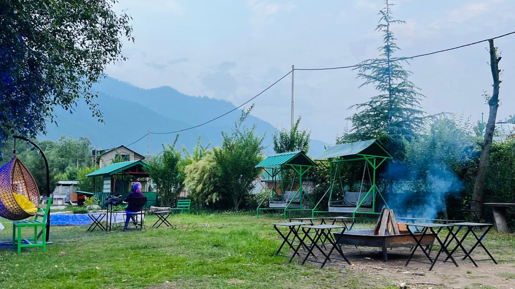 Himalayan Hill Queen Resort, Manali M98160-43400 Manāli Exterior foto