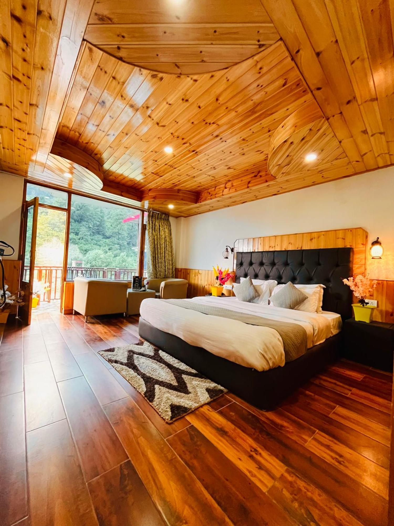 Himalayan Hill Queen Resort, Manali M98160-43400 Manāli Exterior foto