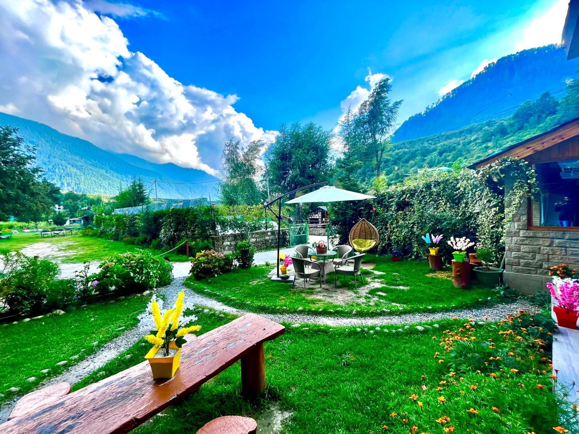 Himalayan Hill Queen Resort, Manali M98160-43400 Manāli Exterior foto