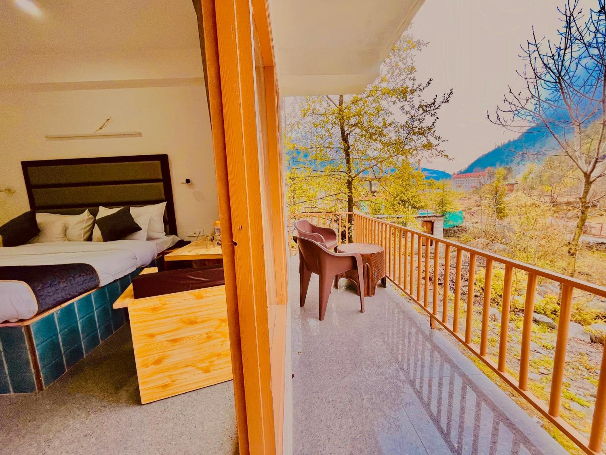 Himalayan Hill Queen Resort, Manali M98160-43400 Manāli Exterior foto