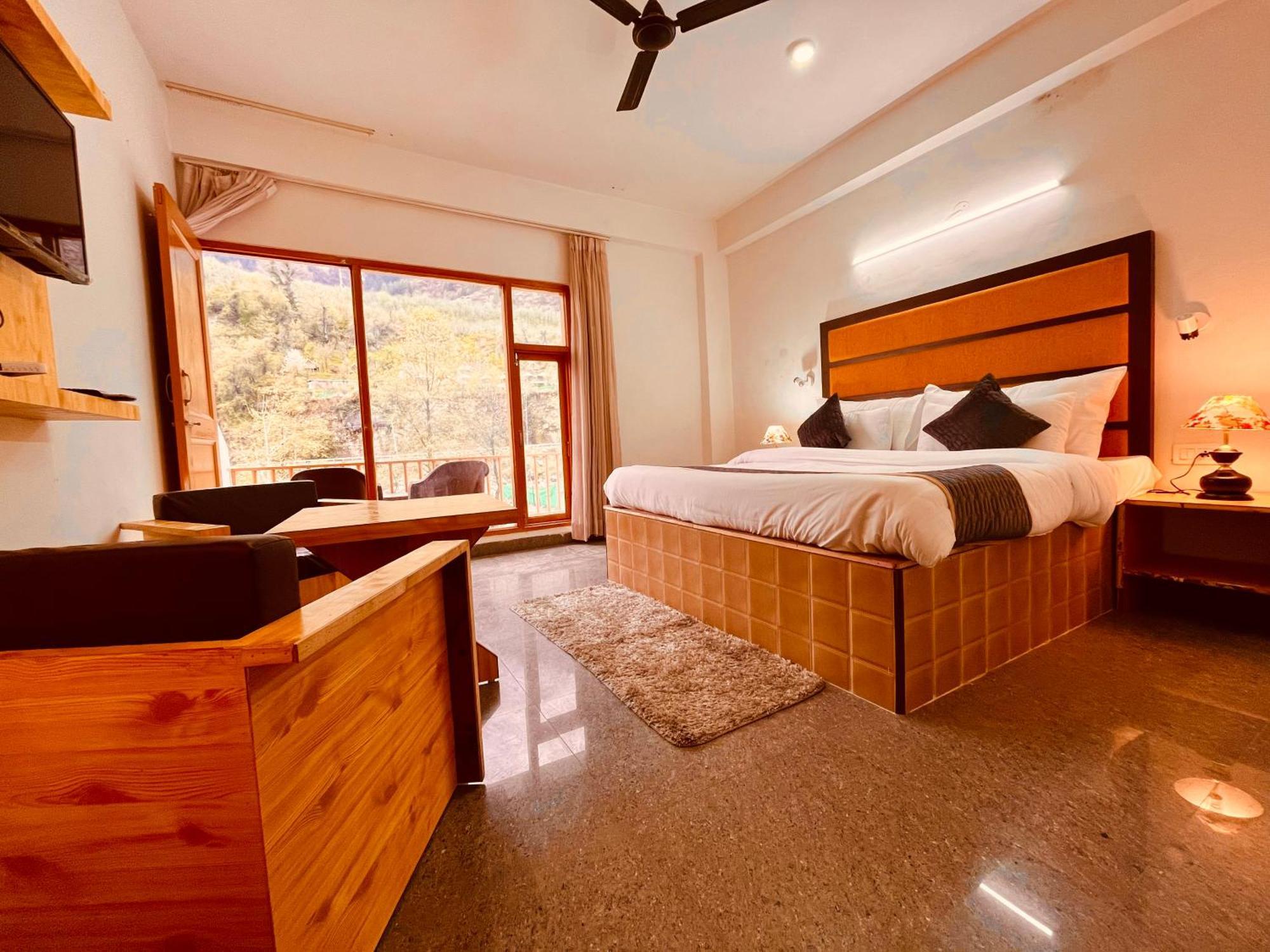 Himalayan Hill Queen Resort, Manali M98160-43400 Manāli Exterior foto